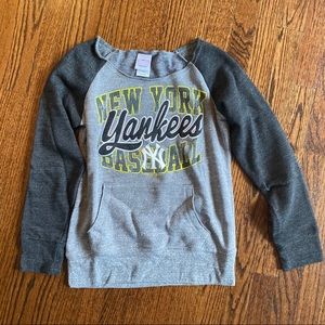 NY Yankees Genuine MLB Sweatshirt